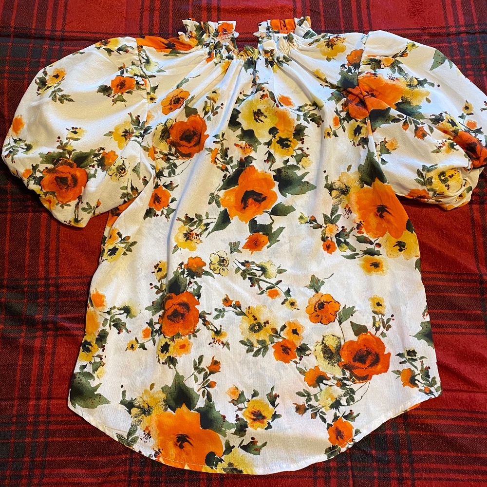 women's floral blouse